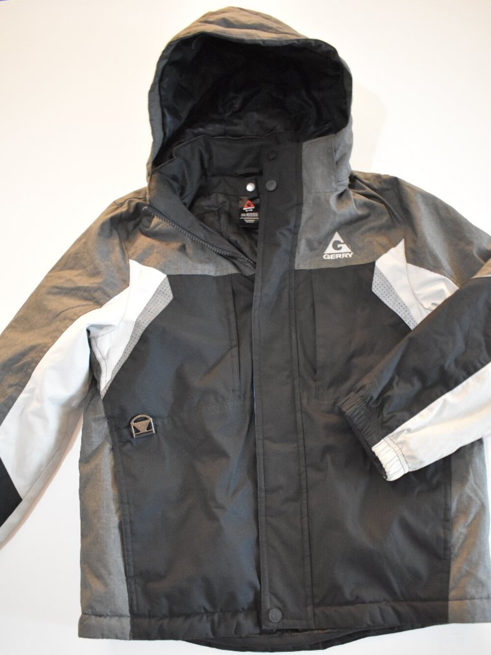 Gerry Youth Ski Snow Jacket Size 7 8 Hooded Winter Coat Black Gray Waterproof